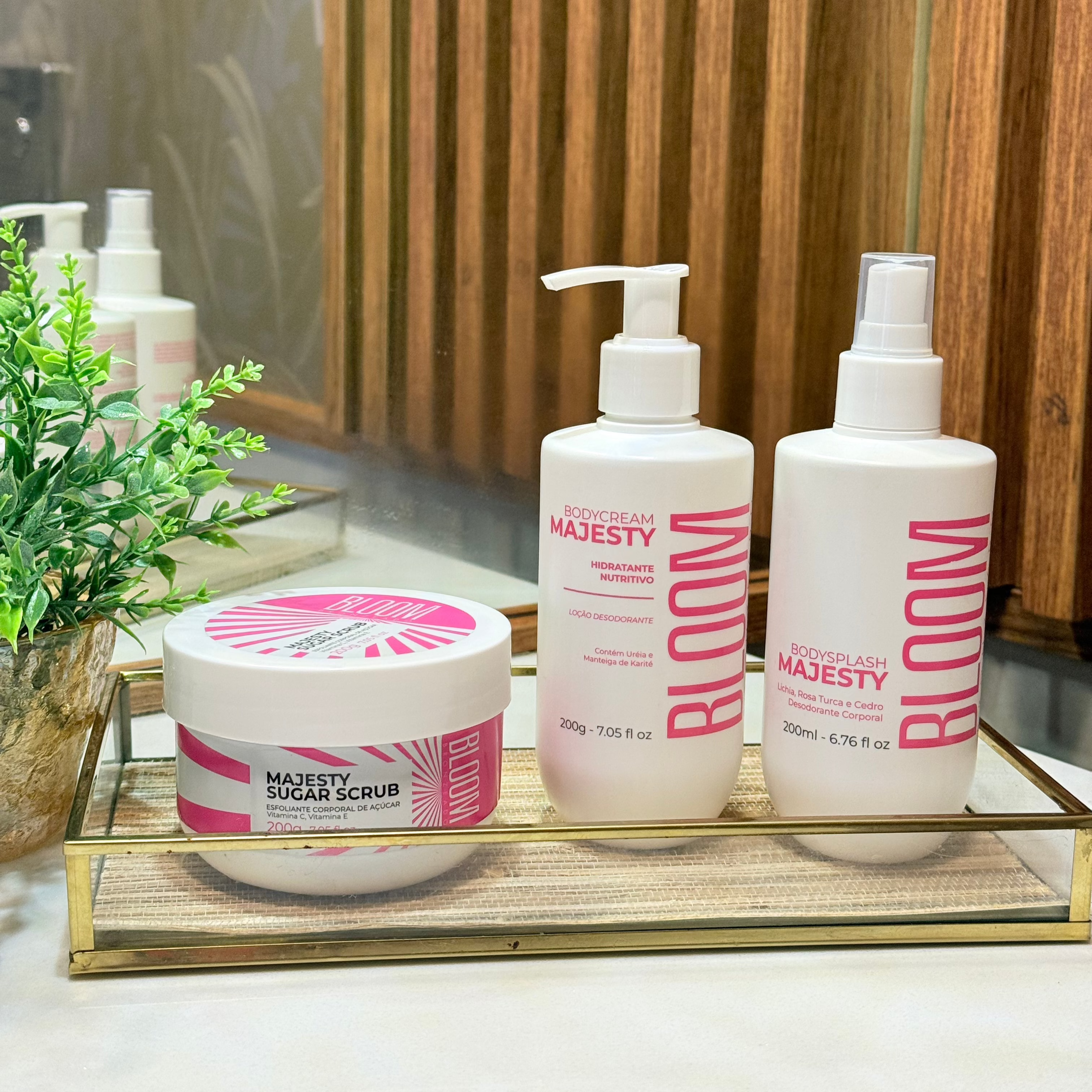 Kit Esfoliante, Body Cream e Body Splash Majesty